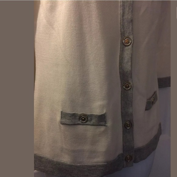 BANANA REPUBLIC Cardigan Sweater Ivory Gray Workwear Classic Layering knit Top - Picture 6 of 10